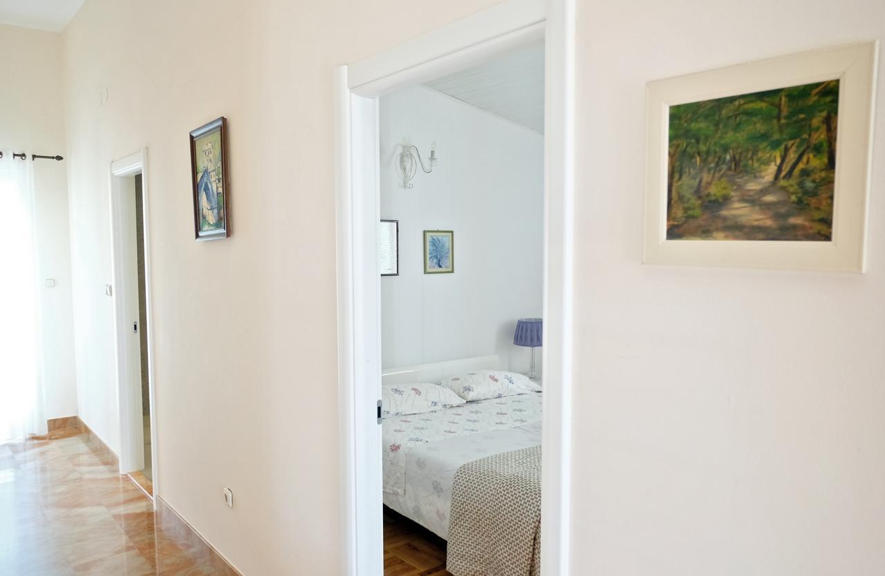 Villa Luciana Mimice Bagian luar foto