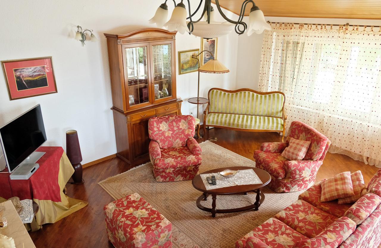 Villa Luciana Mimice Bagian luar foto